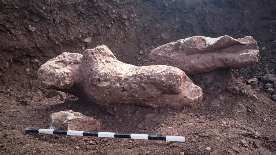 Φωτογραφίες από τους Κούρους της Αρχαϊκής περιόδου που βρέθηκαν στη Φθιώτιδα - Φωτογραφία 1