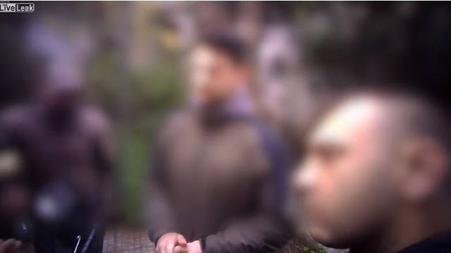 ΑΠΙΣΤΕΥΤΗ ΞΕΦΤΙΛΑ ΤΗΣ ΕΛ.ΑΣ !!! Μέλη του Ρουβίκωνα έκαναν έλεγχο σε… αστυνομικούς στου Ζωγράφου! [Βίντεο] - Φωτογραφία 1
