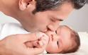 Ποια προβλήματα αντιμετωπίζουν τα μωρά, όταν ο πατέρας είναι σε μεγάλη ηλικία;