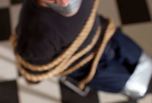 Αστυνομικοί της ΟΠΚΕ έπιασαν επ' αυτοφώρω βασανιστή – ληστή στα Εξάρχεια - Φωτογραφία 1