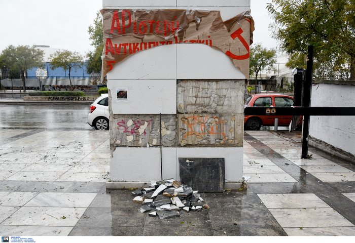 Εικόνες καταστροφής σε Πολυτεχνείο και ΑΠΘ (Βίντεο) - Φωτογραφία 8