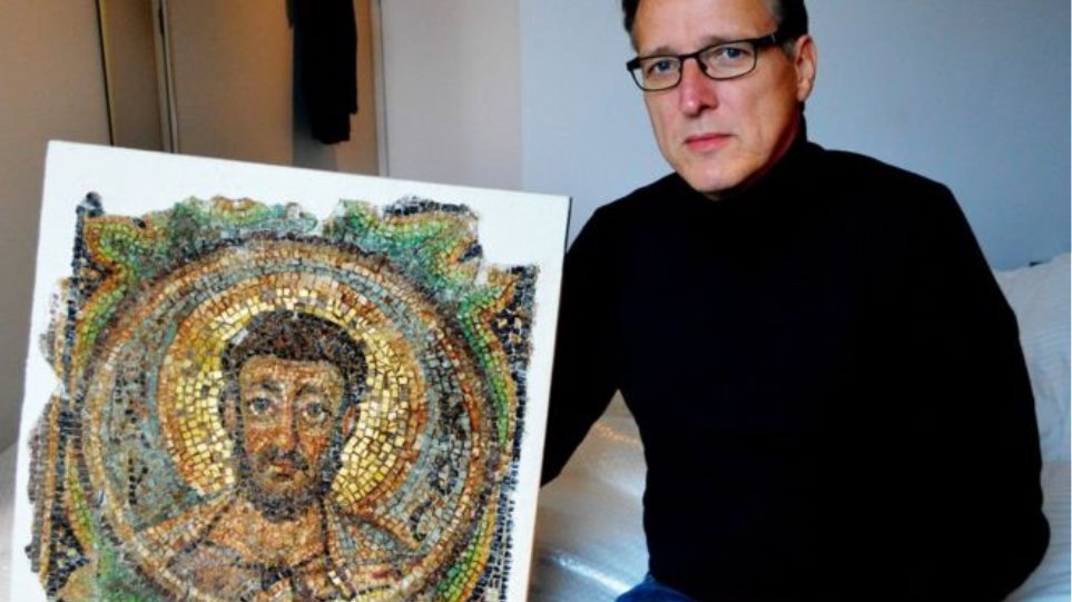 Ξαναχτύπησε ο «Ιντιάνα Τζόουνς της Τέχνης»: Βρήκε ψηφιδωτό 1.600 ετών που είχε κλαπεί από την Κύπρο - Φωτογραφία 1