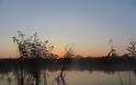 Η λίμνη Οζερός με το πρώτο φως της ημέρας (φωτο) - Φωτογραφία 4