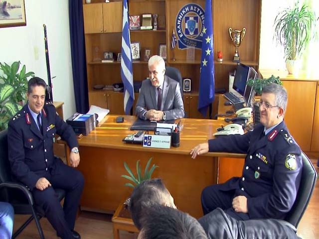 Αρχηγός της ΕΛΑΣ, της αστυνομίας Πάτρας, ή μήπως υποψήφιος ΣΥΡΙΖΑ στην Αχαΐα; - Φωτογραφία 1