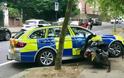 Αγγλία: Οι αρχηγοί τη αστυνομίας ξεκαθάρισαν ότι τα περιπολικά έχουν το… ελεύθερο να χτυπήσουν και να εμβολίσουν τους δράστες