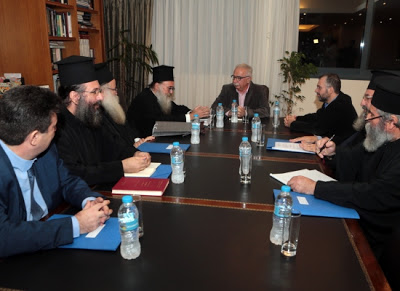 Διαφωνίες καταγράφηκαν στη συνάντηση Υπουργού Παιδείας - Εκκλησίας Κρήτης - Φωτογραφία 1