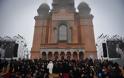 Η Ρουμανία εγκαινιάζει τον μεγαλύτερο ορθόδοξο ναό του κόσμου - Φωτογραφία 2