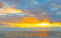 ΕΠΙΚΟ: Παραλληλίζοντας το χρυσό ηλιοβασίλεμα του Αμβρακικού με το γνωστό ενεχειροδανειστή: Αυτόν τον ΧΡΥΣΟ δεν θα μας τον κλέψει κανένας ΡΙΧΑΡΔΟΣ..!! - Φωτογραφία 2
