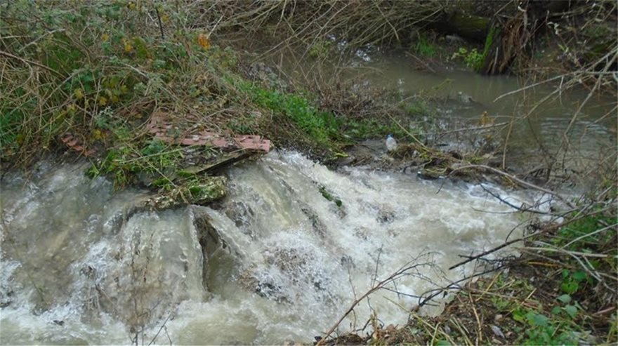 Όταν ανεύθυνοι Δήμαρχοι Υπογράφουν ΚΕΛ: Δήμος Ζίτσας, ποτάμι η λυματολάσπη στα Ιωάννινα - Φωτογραφία 3