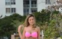 Η Andressa Urach συνεχίζει τις καυτές εμφανίσεις της με string σε παραλία του Miami - Φωτογραφία 7