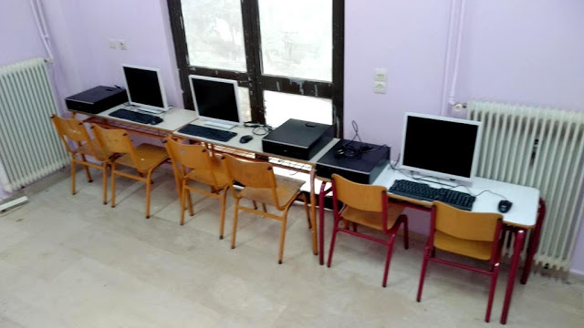 Τέσσερα πλήρη συστήματα υπολογιστών δωρεά στο Δημοτικό Σχολείο Μύτικα. - Φωτογραφία 12