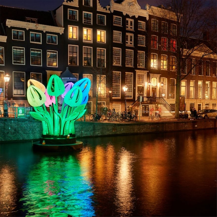 Μαγευτικές εικόνες από το Φεστιβάλ Φωτός 2018 στο Άμστερνταμ - Φωτογραφία 4