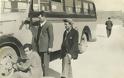 Στέλιος Ε. Πρεβεζάνος με καταγωγή απο την Κωνωπίνα Ξηρομέρου (1909-1987) – Ταξιδεύοντας με το παλιό λεωφορείο του ΚΤΕΛ - Φωτογραφία 1