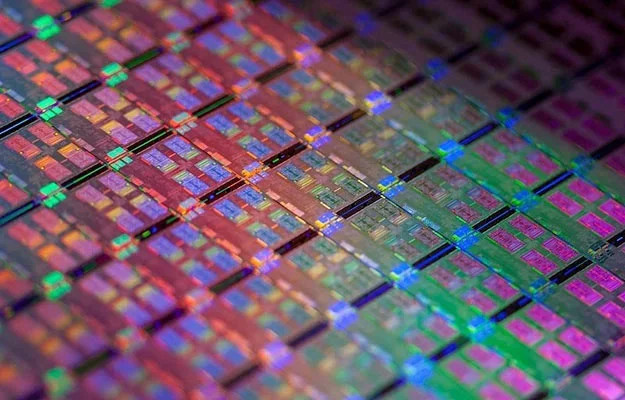 Η Intel ετοιμάζει τους επεξεργαστές 10-core «Comet Lake» στα 14nm - Φωτογραφία 1