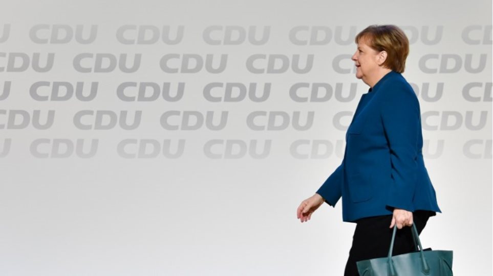 Γερμανία: Ιστορική ημέρα για το CDU - Η Μέρκελ παραδίδει τη σκυτάλη στον διάδοχό της - Φωτογραφία 1
