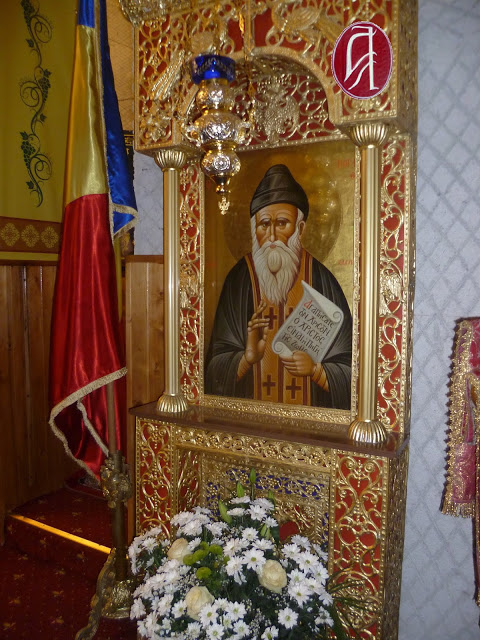 11375 - Υποδοχή Ιεράς Εικόνας του Αγίου Πορφυρίου του Καυσοκαλυβίτου από το Άγιον Όρος στον πρώτο Ιερό Ναό του Αγίου που εγκαινιάστηκε στη Ρουμανία - Φωτογραφία 2