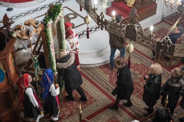 Λαμπρή υποδοχή της εικόνας της Παναγίας Ελεούσας στα Γιαννιτσά (φωτογραφίες) - Φωτογραφία 4