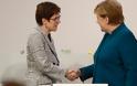 Γερμανία: Η Άνεγκρετ Κραμπ - Καρενμπάουερ εξελέγη πρόεδρος του CDU