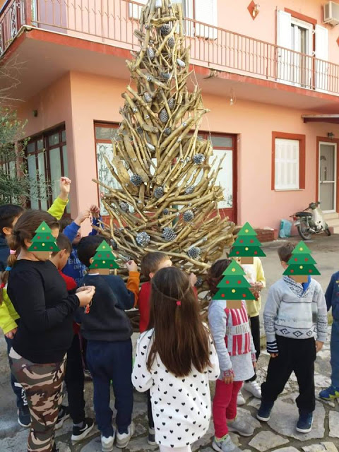 Πρωτότυπο οικολογικό Χριστουγεννιάτικο Δέντρο στο ΒΑΡΝΑΚΑ | ΦΩΤΟ - Φωτογραφία 14