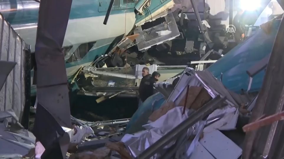Σύγκρουση τρένων στην Άγκυρα - 9 νεκροί, δεκάδες τραυματίες - Φωτογραφία 1