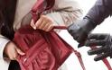 Χτύπησαν» τσαντάκηδες στο Αγρίνιο: Αφαίρεσαν βιαίως την τσάντα 60χρονης και την τραυμάτισαν