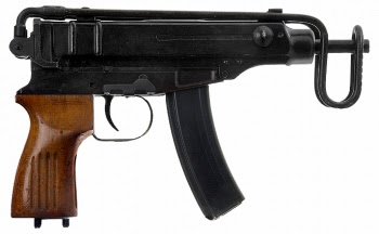 Βολές κατά ριπάς με υποπολυβόλο VZ 61 Skorpion (βίντεο) - Φωτογραφία 4