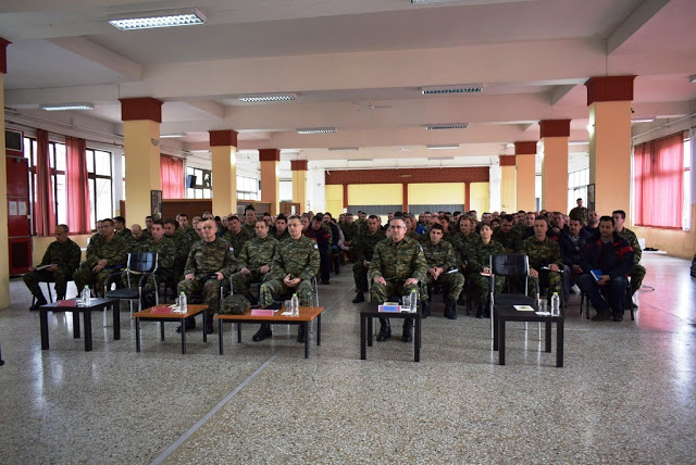 Επισκέψεις Αρχηγού ΓΕΣ σε Σχηματισμούς και Υπηρεσίες του Στρατού Ξηράς στη Θεσσαλία για Ανταλλαγή Ευχών - Φωτογραφία 6