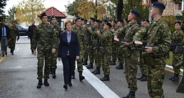 Στη Λήμνο η υφυπουργός Εθνικής Άμυνας Μαρία Κόλλια-Τσαρουχά. Θα επισκεφθεί την 88 ΣΔΙ - Φωτογραφία 1
