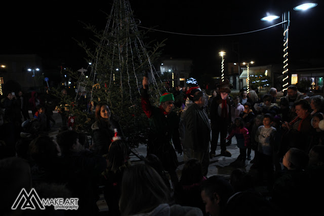 Άναψε το Χριστουγεννιάτικο δέντρο στον ΑΣΤΑΚΟ | Εικόνες: Make Art - Φωτογραφία 27