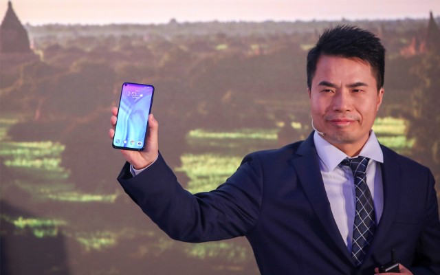 Honor View 20 με in-display camera μέσα σε οπή και 48MP - Φωτογραφία 2