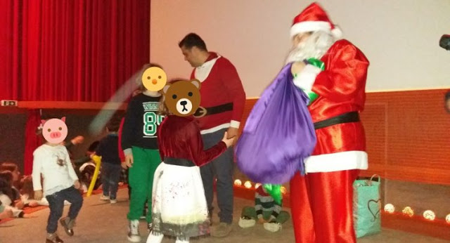 Χριστουγεννιάτικη γιορτή παιδιών Ένωσης Καστοριάς - Φωτογραφία 1