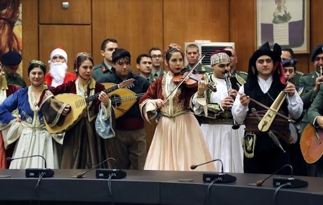 Χριστουγεννιάτικη Εκδήλωση για Ανταλλαγή Ευχών στο ΓΕΣ - Φωτογραφία 7