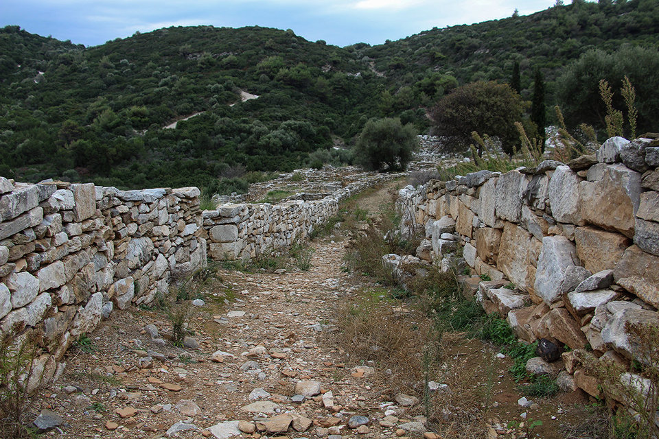 Ραμνούντας: Η άγνωστη, αρχαία πόλη-φρούριο της Αττικής -δίπλα μας! - Φωτογραφία 13