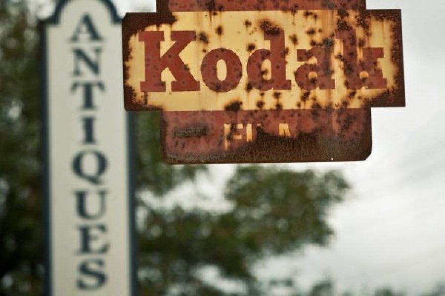 Kodak: Ο κολοσσός που έκανε μια απίστευτη εφεύρεση αλλά την κράτησε μυστική και... πτώχευσε - Φωτογραφία 1