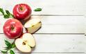 Μήλο: Βοηθάει στο αδυνάτισμα, προστατεύει την υγεία και άλλα “καλά” που θα σε πείσουν να φας ένα παραπάνω