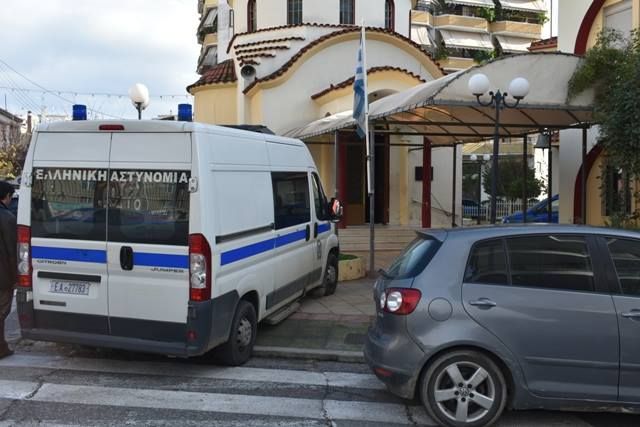 Προσφορά ανθρωπιάς και αλληλεγγύης από τους Αστυνομικούς της Α.Δ Ακαρνανίας - Φωτογραφία 4