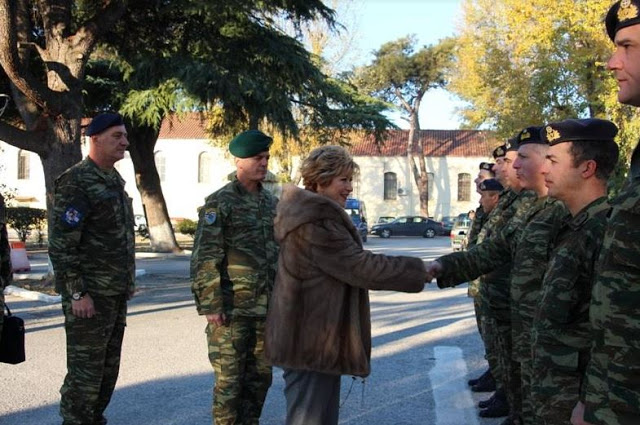 Η ΥΦΕΘΑ Μαρία Κόλλια-Τσαρουχά σε μονάδες και φυλάκια της Μακεδονίας - Φωτογραφία 6