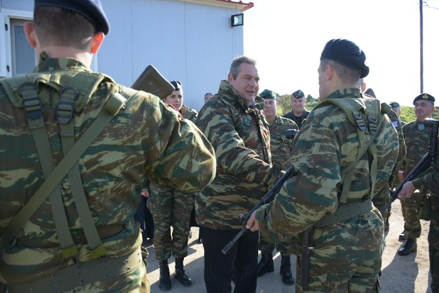 Επίσκεψη ΥΕΘΑ Πάνου Καμμένου σε μονάδες του Στρατού Ξηράς στη Σαμοθράκη, τη Θάσο και τον Άγιο Ευστράτιο και στην 135 Σμηναρχία Μάχης στη Σκύρο - Φωτογραφία 17