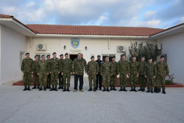 Επίσκεψη ΥΕΘΑ Πάνου Καμμένου σε μονάδες του Στρατού Ξηράς στη Σαμοθράκη, τη Θάσο και τον Άγιο Ευστράτιο και στην 135 Σμηναρχία Μάχης στη Σκύρο - Φωτογραφία 5