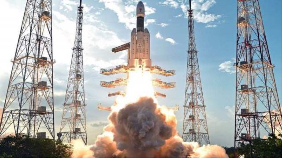 Η Ινδία στέλνει για πρώτη φορά στην ιστορία της αστροναύτες στο Διάστημα - Φωτογραφία 1