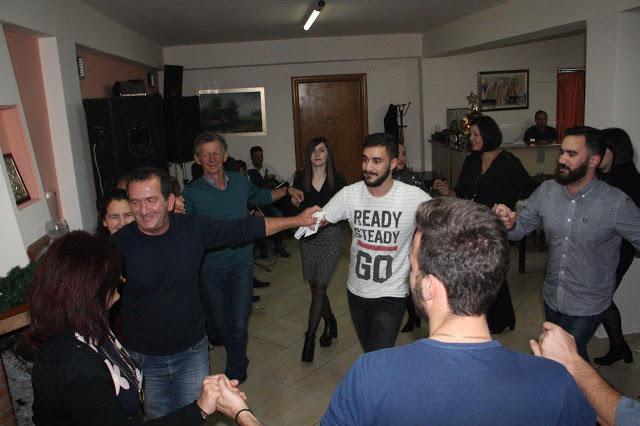 Μεγάλη η επιτυχία της χοροεσπερίδας του Συλλόγου Ματσουκίου Ιωαννίνων «Η ΒΥΛΙΖΑ» - Φωτογραφία 110