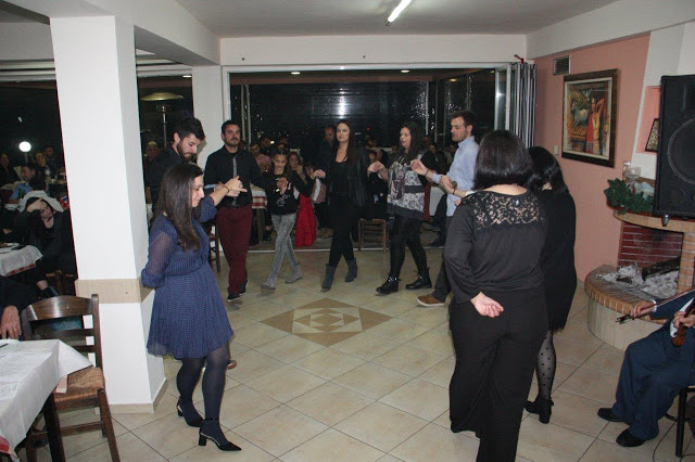 Μεγάλη η επιτυχία της χοροεσπερίδας του Συλλόγου Ματσουκίου Ιωαννίνων «Η ΒΥΛΙΖΑ» - Φωτογραφία 38