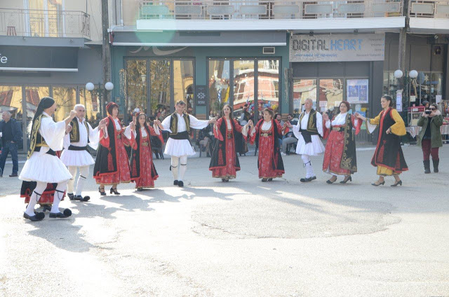 ΚΙ ΑΛΛΕΣ ΦΩΤΟ απο την ΓΙΟΡΤΗ ΤΣΙΓΑΡΙΔΑΣ στη ΚΑΤΟΥΝΑ - Φωτογραφία 120