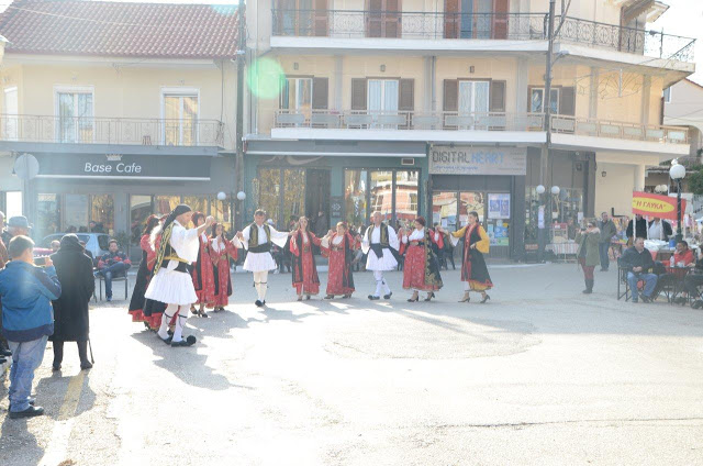 ΚΙ ΑΛΛΕΣ ΦΩΤΟ απο την ΓΙΟΡΤΗ ΤΣΙΓΑΡΙΔΑΣ στη ΚΑΤΟΥΝΑ - Φωτογραφία 122