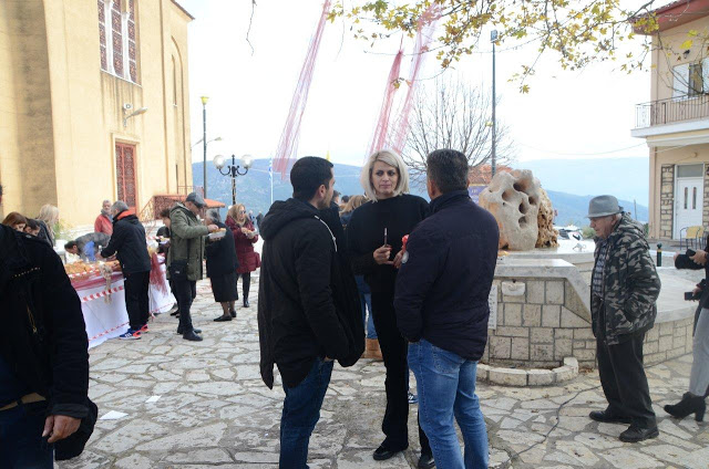 ΚΙ ΑΛΛΕΣ ΦΩΤΟ απο την ΓΙΟΡΤΗ ΤΣΙΓΑΡΙΔΑΣ στη ΚΑΤΟΥΝΑ - Φωτογραφία 85