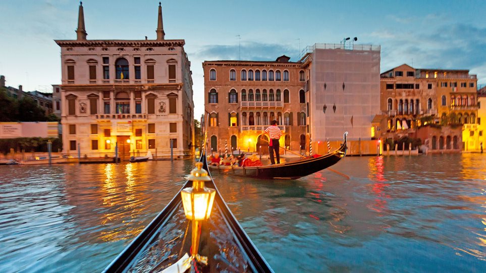 Θέλετε να επισκεφθείτε τη Βενετία; Θα πληρώσετε φόρο απλά για να μπείτε στην πόλη - Φωτογραφία 1