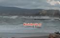 Κόρινθος: Τα κύματα σκέπασαν σκάφη στο λιμάνι - Φωτογραφία 4