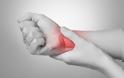 Πόνος στο χέρι: Πότε μπορεί να υποδηλώνει τενοντίτιδα;