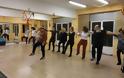 ΑΝΤΩΝΗΣ ΜΠΕΝΕΚΟΣ: Μαθήματα ελληνικών χορών στο σύλλογο χορός και ευεξία 