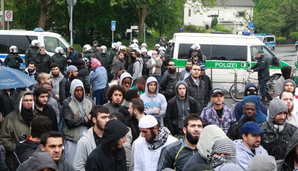 Έρευνα: Ποιες ομάδες Ισλαμιστών ριζοσπαστικοποιούνται περισσότερο - Φωτογραφία 1